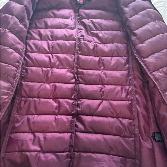 Glacier’s Edge Plum Quilted Puffer Jacket Women’s L - Picture 4 of 6